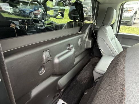 Used 2023 Ford F550 4x4 Regular Cab Super Duty image 47