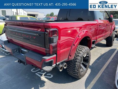 Used 2025 Ford F350 Platinum w/ FX4 Off-Road Package AWD/4WD image 4