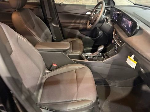 Used 2026 Buick Encore GX Preferred w/ Comfort Package image 2