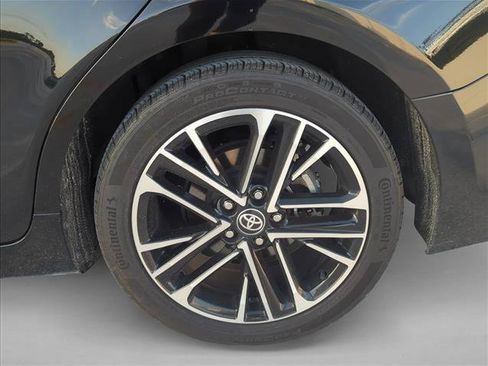 Used 2025 Toyota Camry XLE FWD image 7