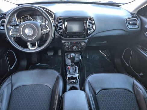 Used 2019 Jeep Compass Altitude image 14