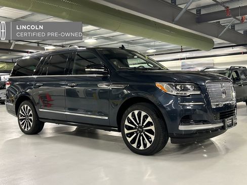Used 2022 Lincoln Navigator L Reserve AWD/4WD image 1