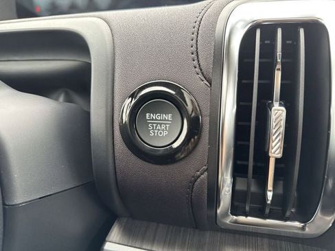 New 2025 Ford Expedition Platinum w/ Platinum Ultimate Package image 28