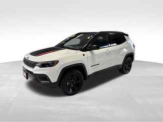 Used 2024 Jeep Compass Trailhawk w/ Trailhawk Elite Group AWD/4WD video 2