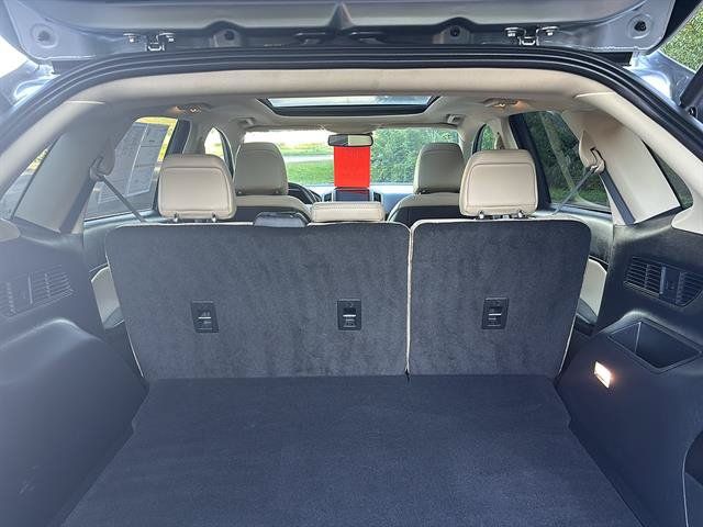Certified 2024 Ford Edge SEL w/ Convenience Package AWD/4WD image 18