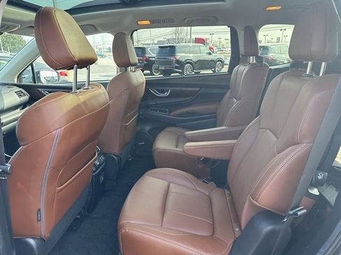 Used 2023 Subaru Ascent Touring image 10