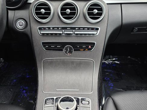 Used 2021 Mercedes-Benz C 300 4MATIC Sedan image 17