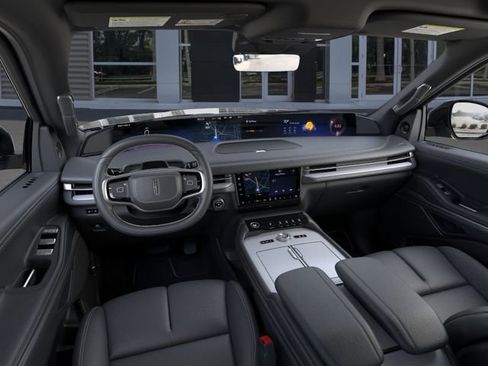 New 2026 Lincoln Navigator L Reserve AWD/4WD image 9