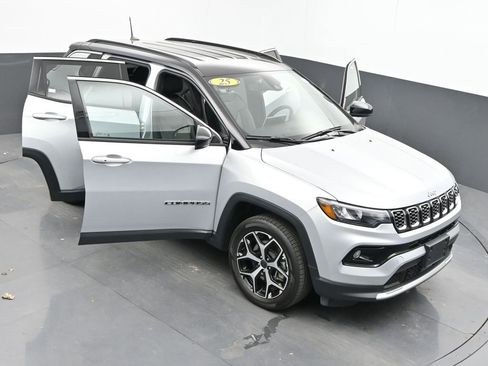 Used 2025 Jeep Compass Limited AWD/4WD image 63