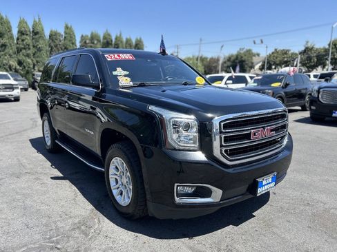 Used 2020 GMC Yukon SLT AWD/4WD image 1