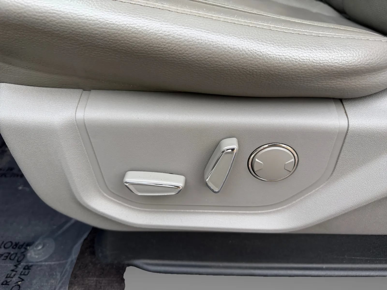 Used 2016 Ford F150 Lariat AWD/4WD image 17