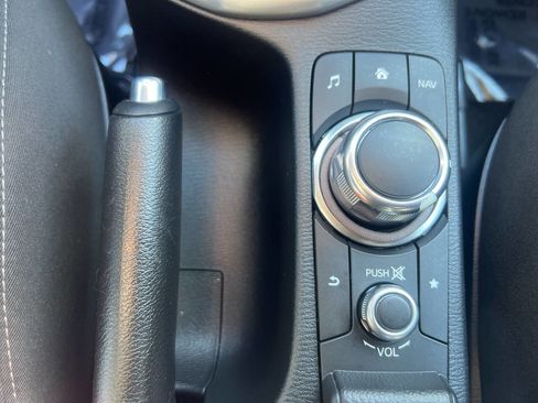 Used 2017 MAZDA CX-3 Sport image 25