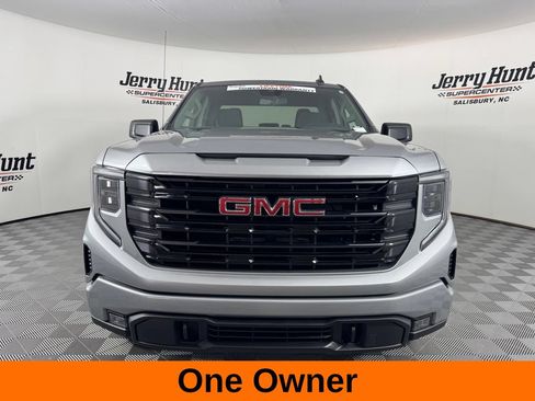 Used 2025 GMC Sierra 1500 Elevation AWD/4WD image 4