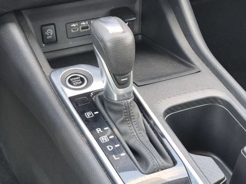 Used 2024 Nissan Sentra SV FWD image 24