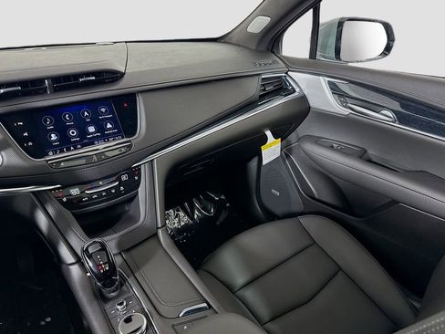 New 2026 Cadillac XT5 Premium Luxury w/ Driver Assist Package image 24