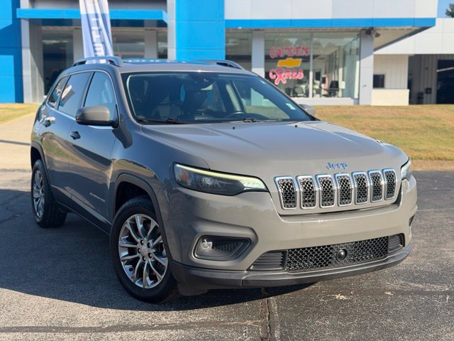 Used 2021 Jeep Cherokee Latitude Lux w/ Sun & Sound Group FWD image 2