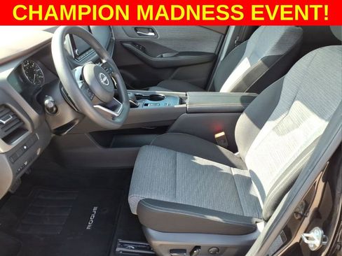 Used 2023 Nissan Rogue SV image 15