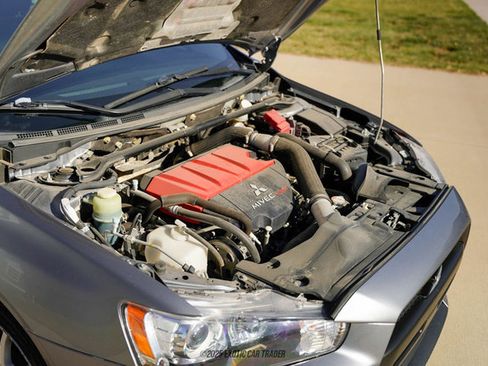 Used 2015 Mitsubishi Lancer Evolution GSR image 16