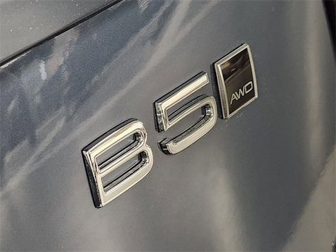 New 2026 Volvo XC90 B5 Plus image 13