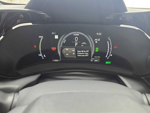 Used 2025 Lexus NX 450h+ AWD w/ Luxury Package image 27