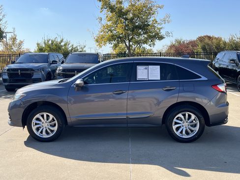 Used 2017 Acura RDX AWD image 4