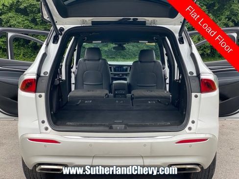 Used 2024 Buick Enclave Essence FWD image 43