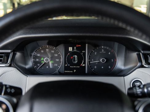 Used 2019 Land Rover Range Rover Velar S image 24