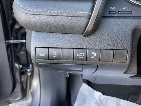 Certified 2019 Toyota Camry XSE FWD image 25