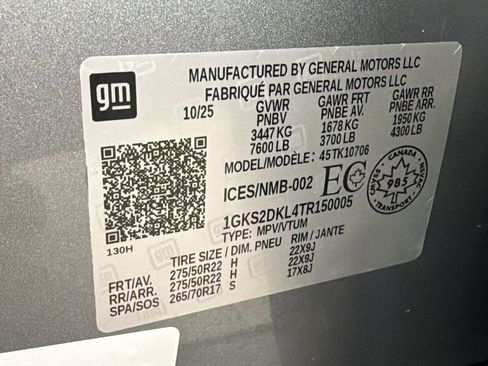 Used 2026 GMC Yukon Denali w/ Sun & Power Step Package AWD/4WD image 40