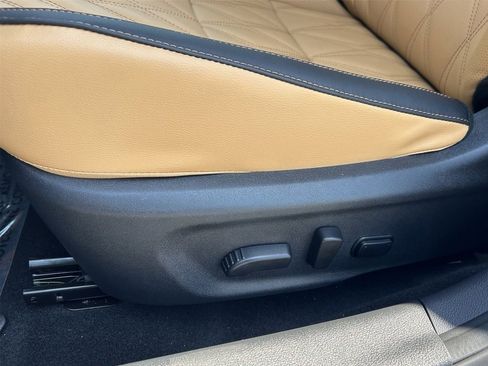 New 2025 Nissan Sentra SV w/ SV Premium Package image 20