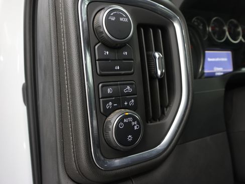 Used 2022 Chevrolet Silverado 2500 LT w/ Convenience Package AWD/4WD image 42