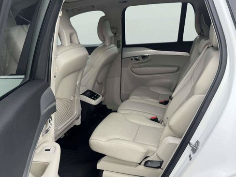 Used 2017 Volvo XC90 T6 Momentum w/ Vision Package AWD/4WD image 28