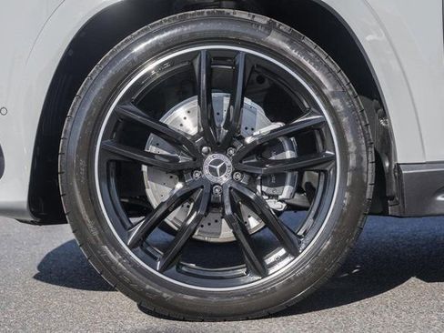 New 2026 Mercedes-Benz GLS 580 4MATIC image 20