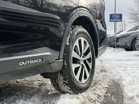 Used 2020 Subaru Outback 2.5i image 6