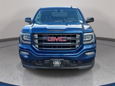 Used 2018 GMC Sierra 1500 SLT w/ All Terrain X Package image 3