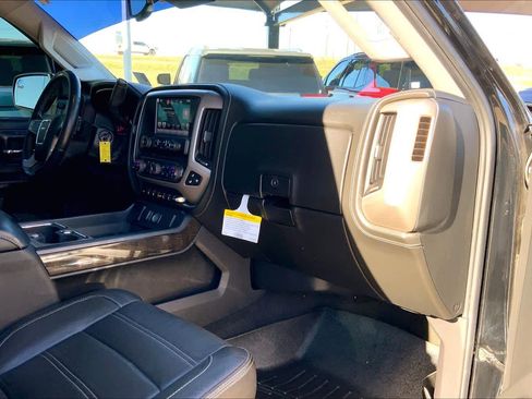 Used 2016 GMC Sierra 1500 Denali w/ Enhanced Driver Alert Package image 17