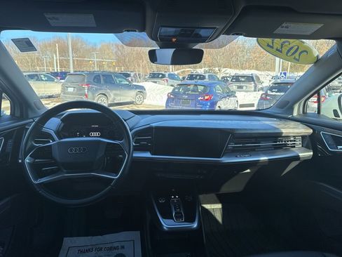 Used 2022 Audi Q4 e-tron Premium Plus image 8