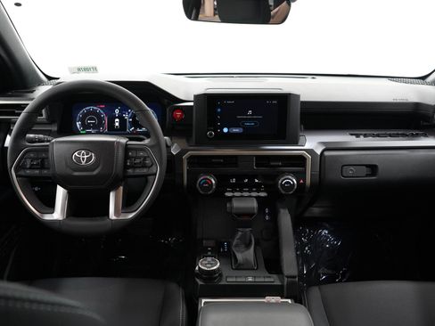 Used 2026 Toyota Tacoma TRD Off-Road AWD/4WD image 16