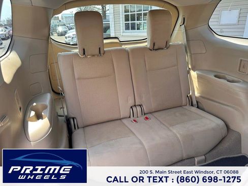Used 2015 Nissan Pathfinder SV w/ Trailer Tow Package image 16