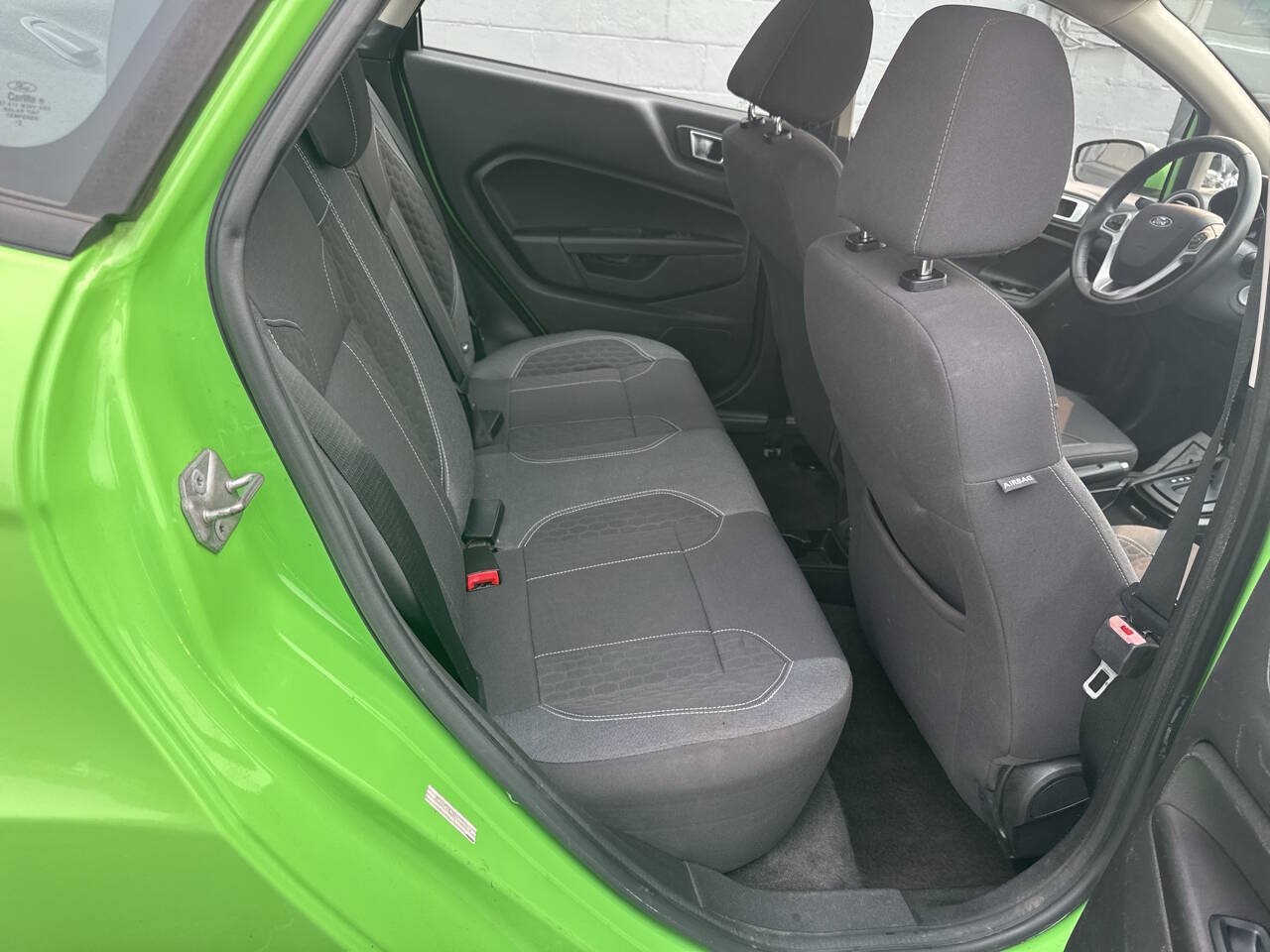 Used 2014 Ford Fiesta SE w/ Equipment Group 201A FWD image 20