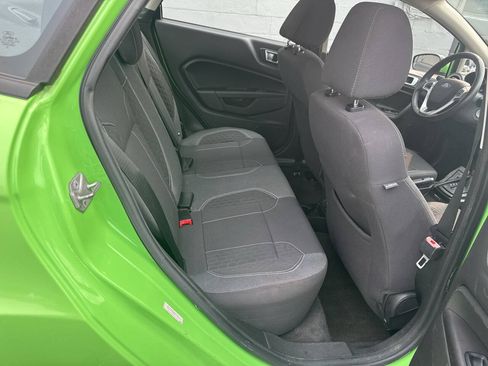 Used 2014 Ford Fiesta SE w/ Equipment Group 201A FWD image 20