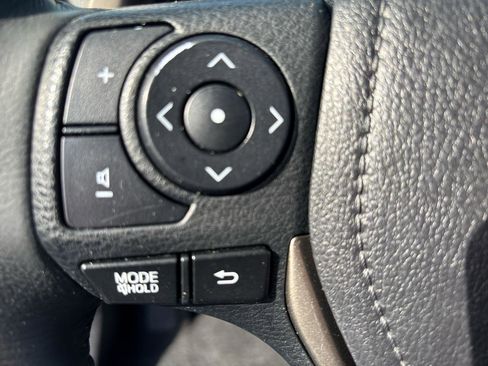 Used 2014 Toyota RAV4 Limited w/ Technology Package AWD/4WD image 25