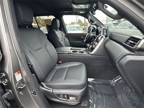 Used 2024 Lexus LX 600 4WD w/ Appearance Package image 27