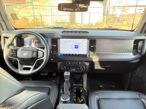 Certified 2025 Ford Bronco Badlands image 20