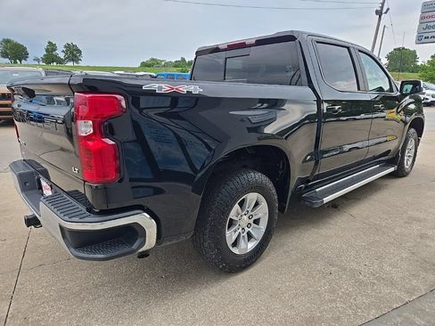 Used 2024 Chevrolet Silverado 1500 LT w/ Leather Package AWD/4WD image 13