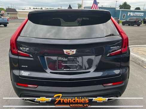 Used 2023 Cadillac XT4 Luxury w/ Driver Awareness Package AWD/4WD image 4