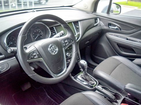 Used 2019 Buick Encore Preferred AWD/4WD image 21