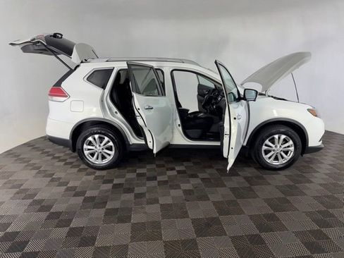 Used 2014 Nissan Rogue SV w/ SV Premium Package AWD/4WD image 13