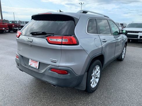 Used 2014 Jeep Cherokee Latitude w/ Comfort/Convenience Group AWD/4WD image 8