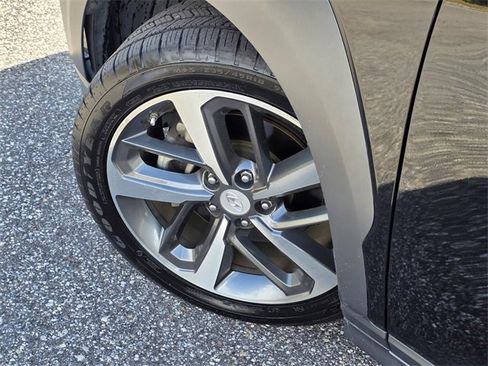 Used 2019 Hyundai Kona Limited image 31